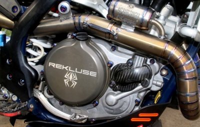 CARBON PELINDUNG COVER WATERPUMP