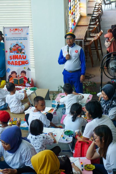 Pentingnya Edukasi Safety Riding Sejak Dini, MPM Honda Jatim Edukasi #Cari_aman Ibu dan Anak