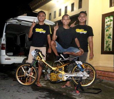 Baja Beton Randumas Racing Team, Jombang. Family team yang solid &amp; F1Z R gacoan terbaru persiapan di musim kompetisi 2020.