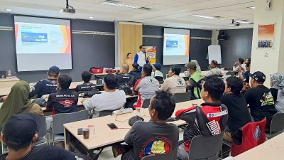 Gas ke Honda Bikers Day 2025, MPM Honda Jatim Ajak Komunitas Bangun Semangat Brotherhood dan #Cari_Aman