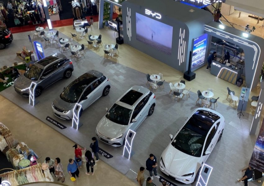 Terus Perluas Jangkauan di Indonesia, BYD Indonesia Lanjutkan Pameran Mall to Mall di Kota Medan dan Semarang