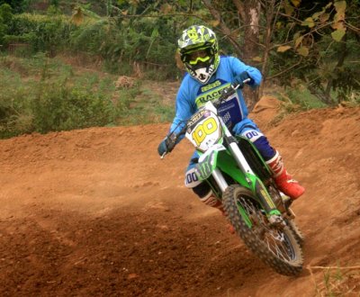 H. Haryono Crosser Executive C Jatim. Makin eksis, menselaraskan hobi &amp; bisnis otomotif.