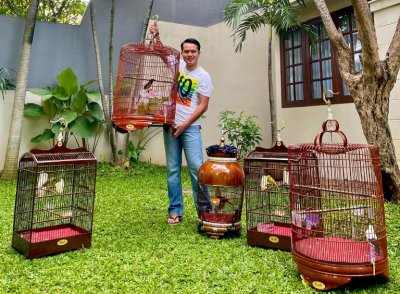 Mevans Sanggramawijaya - Onesixeight Racing Team. Hobi lama bermain burung, dimanfaatkan untuk mengisi waktu luang sebagai hiburan baru.