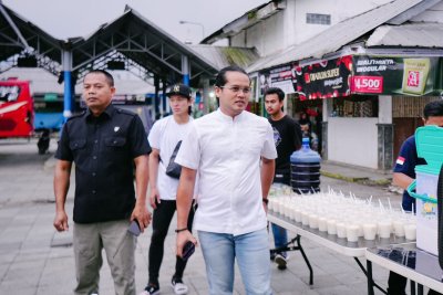 Pangeran Nurhikmah Putra Jaya. Ditengah kesibukan mengelola 168 Otomotif Indonesia, turut berbagi kebahagiaan sebagai tradisi di bulan Suci Ramadhan.