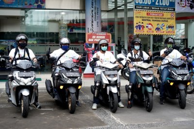 Varian Matic Terbaru Yamaha. Makin komplit mengisi segmen pasar matic, menawarkan fitur lebih canggih &amp; fungsional. 