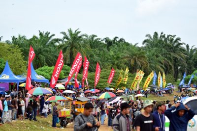 Sirkuit Jaharun Center, Sumatera Utara. Sementara waktu dialihfungsikan untuk budidaya penanaman jahe sebagai produk unggulan alternatif.