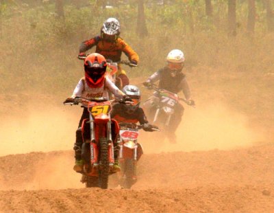 Fun Games Executive Jatim MX, Pacitan : BERGULIR SEPERTI MX ACADEMY