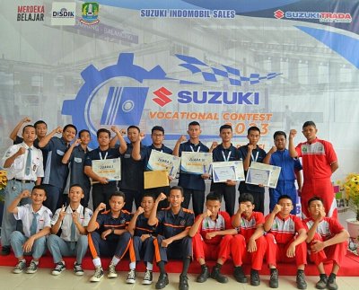 LIBATKAN RATUSAN SMK SUZUKI GELAR KOMPETISI MEKANIK BERHADIAH MOBIL