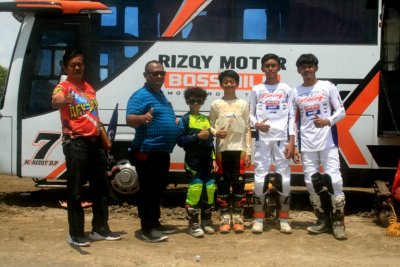 Rizqy Motor Boss Mild MX GTX Team, Pasuruan : MENGAPRESIASI SIRKUIT MX- GTX GAJAH MADA, MOJOKERTO &amp; JADI AJANG MENCARI BEST PERFORMA KUDA BESI