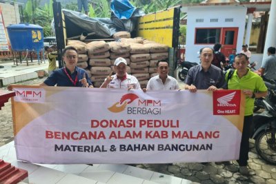 MPM Honda Jatim : PEDULI KORBAN BANJIR, SALURKAN BANTUAN MELALUI PROGRAM MPM BERBAGI