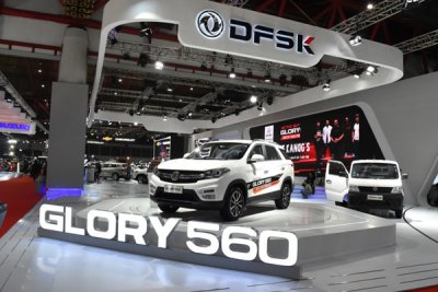 DFSK Glory 560 : EMPAT POINT DIMINATI KONSUMEN INDONESIA, DESAIN, PERFOORMA, FITUR &amp; GARANSI