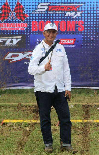 Heri Priyono - Kasi Motocross Grasstrack Pengprov IMI Jatim : HINDARI SALING LEMPAR BOLA, TAWARKAN WACANA PEMBERLAKUAN ROMPI BEDA WARNA