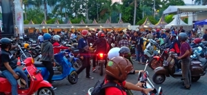 Keseruan beragam Komunitas &amp; bikers. Saat menyemarakan Coffe and Ride di IIMS 2019, Surabaya. 