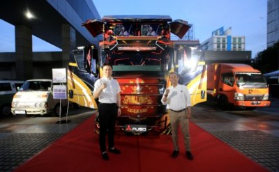 Mr. Kei Kubota - Sales &amp; Marketing Director PT Krama Yudha Tiga Berlian Motors &amp; Bapak Aji Jaya &ndash; Sales &amp; Marketing Director PT Krama Yudha Tiga Berlian Motors.