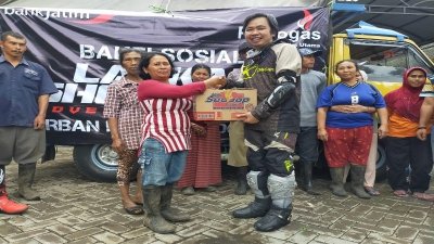 Ngetrail sambil bantu korban banjir bandang Bondowoso.