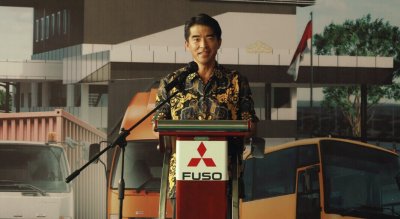 Mr. Nobukazu Tanaka - Presiden Direktur PT. Krama Yudha Tiga Berlian Motors memberikan sambutan pada acara Peresmian Dealer &amp; Truck Center PT. Bumen Redja Abadi Lampung