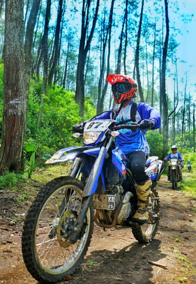 YAMAHA WR 155 R JADI BESTIE PECINTA TRABASAN