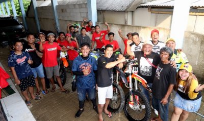 AMRF Megatama Anugrah Kaltim Industries UD. Hasil Bumi CLD ART Industries JTMX Kaisar Motor Jatim. Puncak prestasi di even grasstrack &amp; motocross terus memberi bekal kepercayaan tim tampil di even motocross &amp; grasstrack nasional.