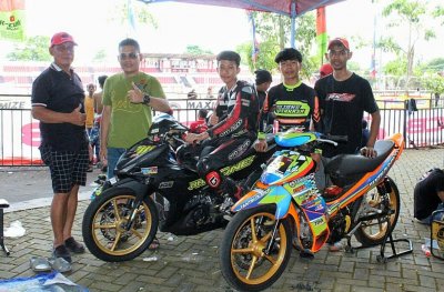 Race One Garage MRT Factory Racing Team : KANDIDAT KUAT KUDA HITAM JATIM !