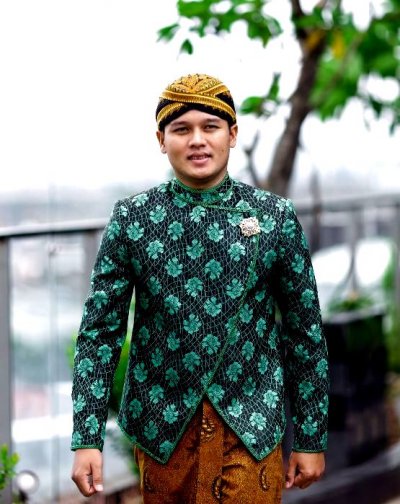 Mevans Sanggramawijaya Onesixeight Motocross Team. Populerkan hasil kerajinan batik, melalui aksen jersey motocross &amp; optimis kembali menggairahkan pelaku induustri kreatif non otomotif. 