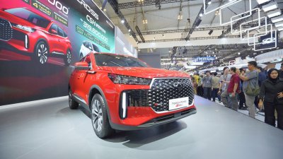Chery TIGGO Cross CSH Hybrid &amp; Sport 1.5T Resmi Meluncur di GIIAS 2025, Tawarkan Fitur dan Teknologi Terdepan dengan Harga Terbaik