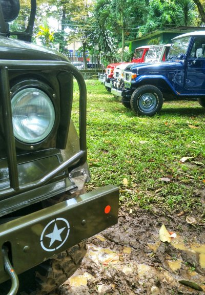 Retro 90&quot;s Darul Ulum Agung Weekend : PESONA MOBIL CLASSIC MALANG RAYA, SEMARAKAN INDUSTRI RESTORASI