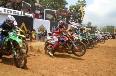 Komunitas Motocross Indonesia. Sebagai komunitas penghobi motocross yang dinamis, terus meluncurkan ide &amp; inovasi baru agar tampil solid. 