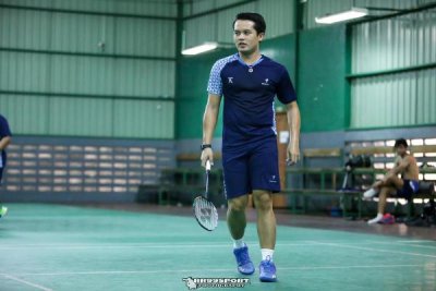 Mevans Sanggramawijaya. Kembali mengaktifkan hobi lamanya bermain badminton, sebagai aktifitas selama libur balap.