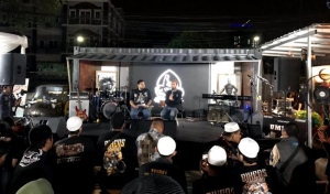 Memperingati satu tahun perjalanan Bikers Dakwah. Gelar syukuran Ulang Tahun Ke-1 &amp; untuk menjalin hubungan lebih solid.