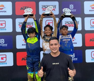 M. Raditya Rizqy Motor Boss Mild Tembakau Balap MX GTX Team - Jawara 65 cc Novice Powertrack 2021, Banjar Patroman : KADO SPESIAL BUAT AYAH &amp; MAMA