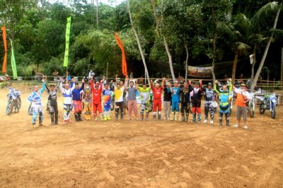 Simulasi Latih Tanding Motocross Sirkuit Superkirun, Trenggalek : TEPAT BAGI CROSSER YANG TEROBSESI MENJADI CHAMPION