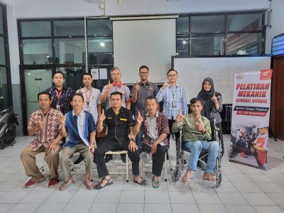 Dukung Wirausaha Bengkel, MPM Honda Jatim Beri Pelatihan Mekanik Penyandang Disabilitas