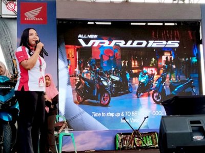 Lapangan Jati Turi Dipadati Pengunjung, Launching All New Vario 125 Street di Blitar Berlangsung Semarak
