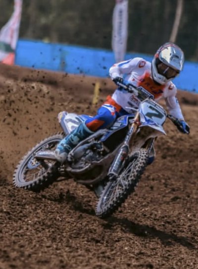 Rizqy Motorsport Yamaha : GELAR EVALUASI, TARGET DONGKRAK SEMANGAT PETARUNG &amp; SUSUN STRATEGI BARU, JELANG KEJURNAS MOTOCROSS SERI 4