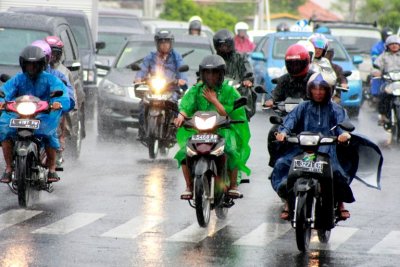 PT. King Tire Indonesia : MEMILIH &amp; MEMPERLAKUKAN BAN TEPAT DI MUSIM HUJAN