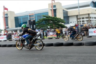 AMRF Jatim Drag Bike Championship - Seri III, Surabaya : PRO KONTRA TERGESERNYA POPULARITAS KELAS REGULAR