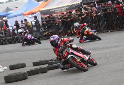 Lestari Racing Team, Trenggalek : PENERUS KEJAYAAN &amp; POPULARITAS TRENGGALEK DI JAGAD RACING