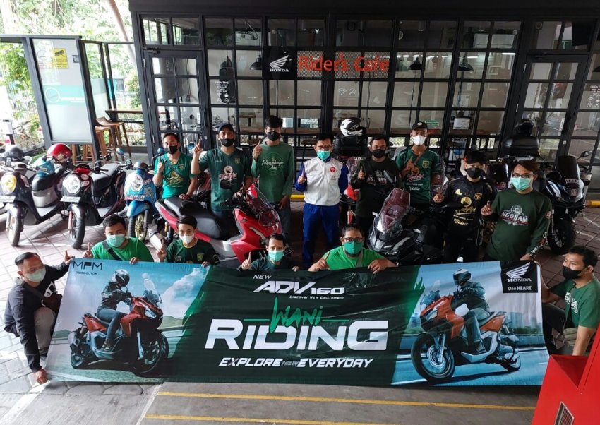 Dukung Klub Sepak Bola Surabaya Komunitas Honda Nribun Riding Bareng