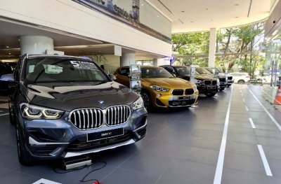 BMW Astra - BMW X Week. Mendapat sambutan antusias dari loyalis BMW &amp; calong customer BMW yang menginginkan naik level ke produk BMW.