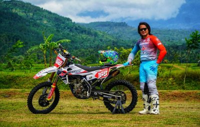 Mevans Sanggramawijaya Crosser Onesixeight Motocross Team. Kebaikanya terus menumbuhkan minat crosser tanah air, kembali berlaga &amp; peduli soal regenerasi. 