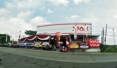 Grand Launching Dealer Viar Axara Motor, Gresik : ERA BARU PERKENALKAN ARMADA TRANSPORTASI &amp; LAYANAN  BERKELAS