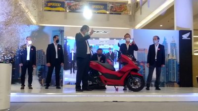 All New Honda PCX Ultimate Excellence Virtual Launching : PERFORMA TINGGI &amp; KEMEWAHAN GENERASI TERBARU ALL NEW HONDA PCX MELUNCUR DI JATIM - NTT