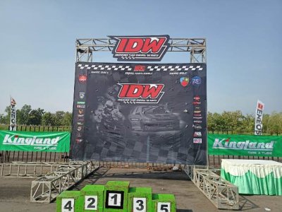 PT. King Tire Indonesia. Setia mensuport pagelaran drag bike bergengsi IDW 2021 &amp; representtatif menjadi sarana promosi ban drag bike Kingland.