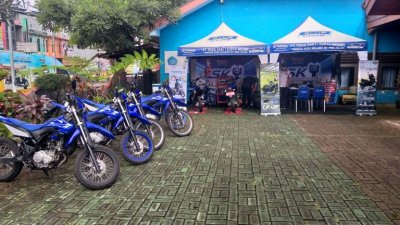 SERVIS MOTOR YAMAHA DI TENDA SKY MALANG DAPAT HADIAH SPECIAL