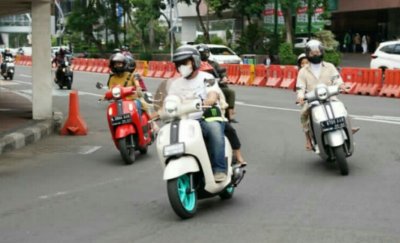 YAMAHA STSJ AJAK KOMUNITAS DAN KONSUMEN KELILING SURABAYA UTARA