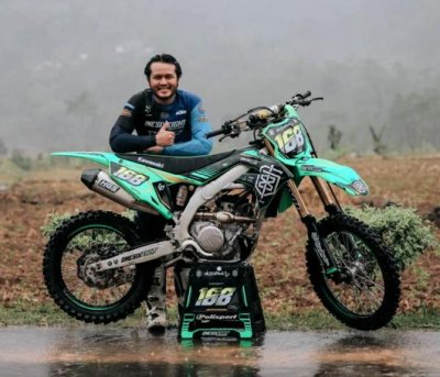 Mevans Sanggramawijaya - Onesixeight Racing Team. Kembali membangun profesional club sepakbola, menuju pentas nasional  &amp; diperkuat content local.