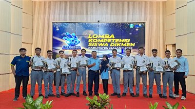 Cetak Prestasi, SMK Muhammadiyah 1 Kepanjen Raih Juara Umum LKS Kabupaten Malang 2026