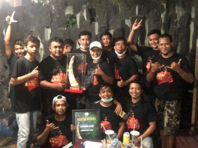 Onesixeight Paparazi Team. Diaktifkan kembali sembari menunggu jadwal balap, untuk mengusir kejenuhan. 