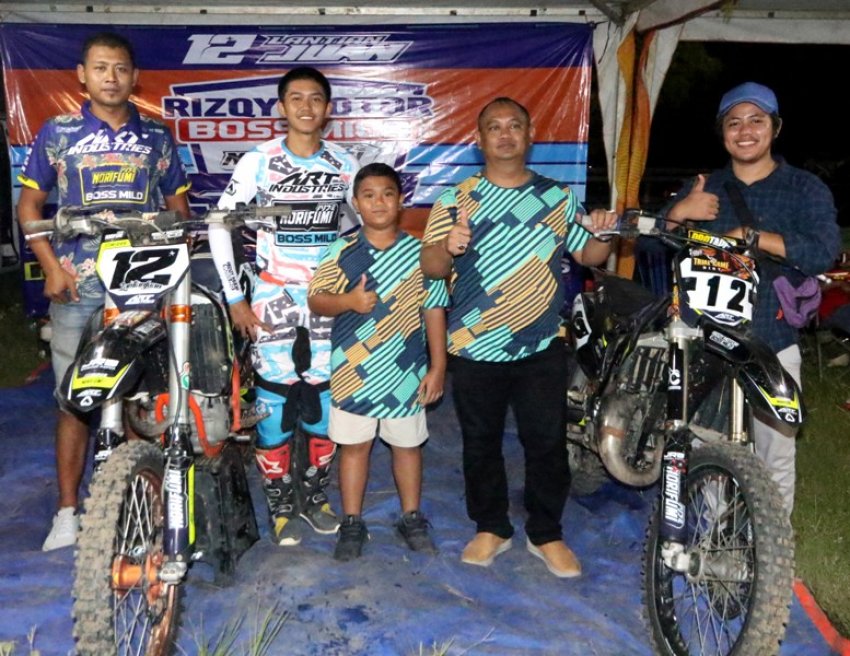Rizqy Motor Boss Mild MX Team, Pasuruan. Trial Game Dirt menjadi ajang pemantapan &amp; mengamati langsung tensi kompetisi. 