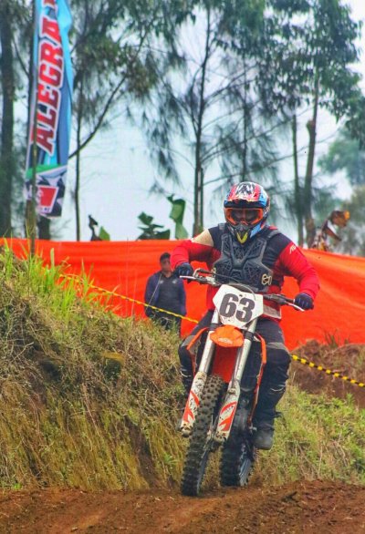 Executive Motocross Jatim : PRODUKTIF MELAHIRKAN EMBRIO BARU